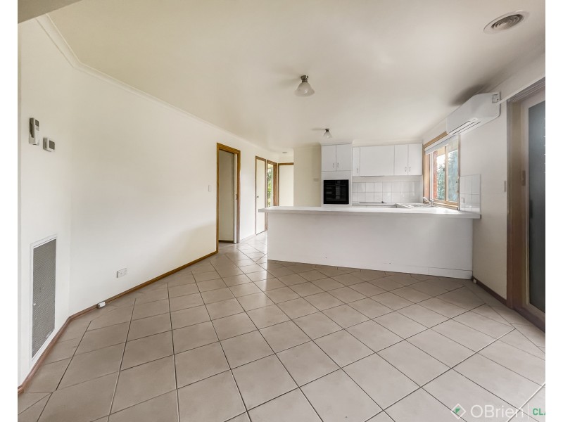 23 Walker Drive, Drouin VIC 3818