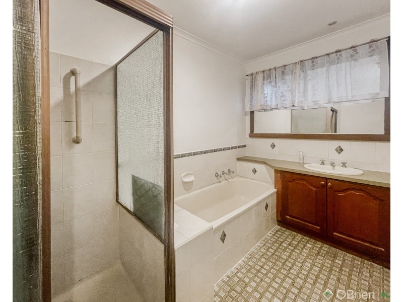 4/32 Young Street, Drouin VIC 3818