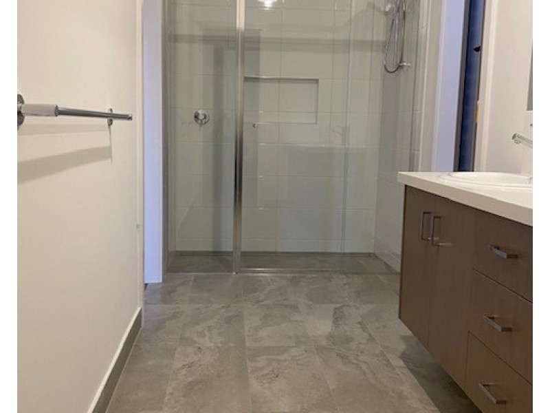 16 Southern Close, Drouin VIC 3818