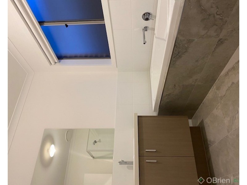 16 Southern Close, Drouin VIC 3818