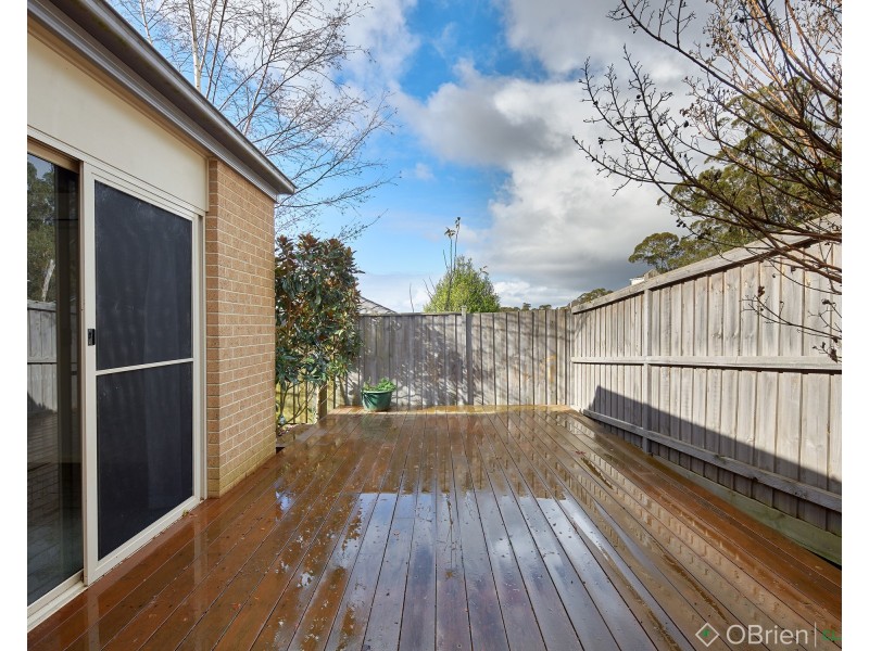 69 Monica Drive, Drouin VIC 3818