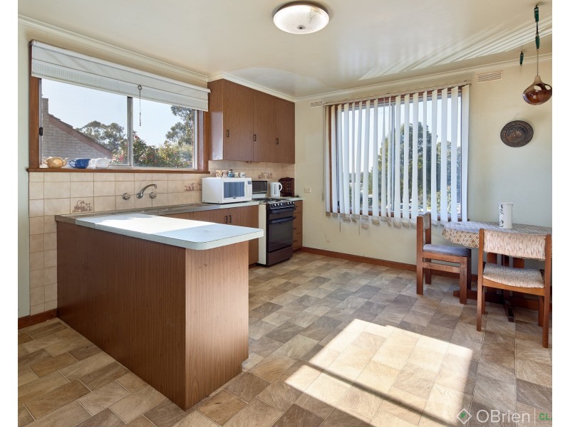 9 Oddy Street, Drouin VIC 3818