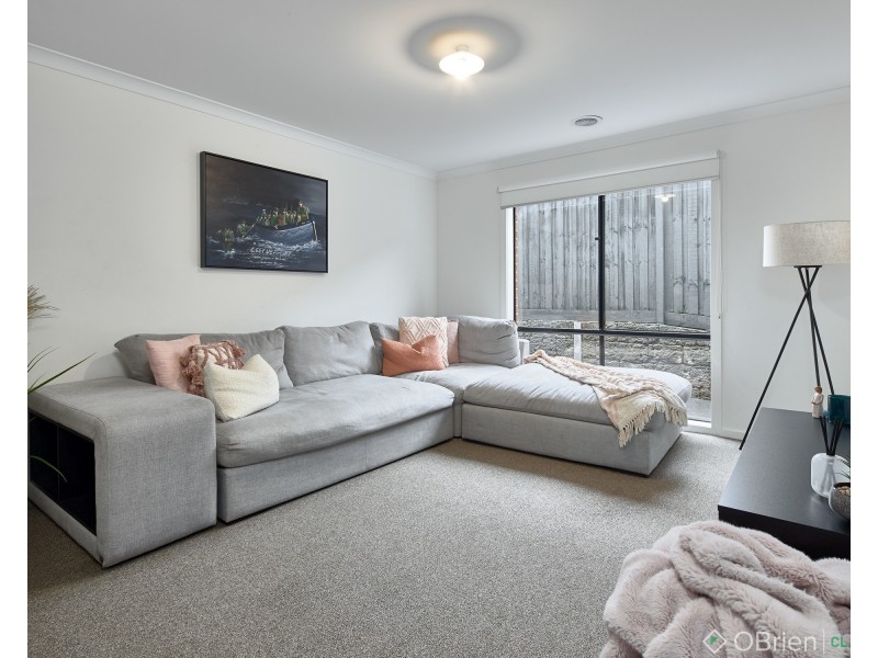 5 Kendal Avenue, Warragul VIC 3820