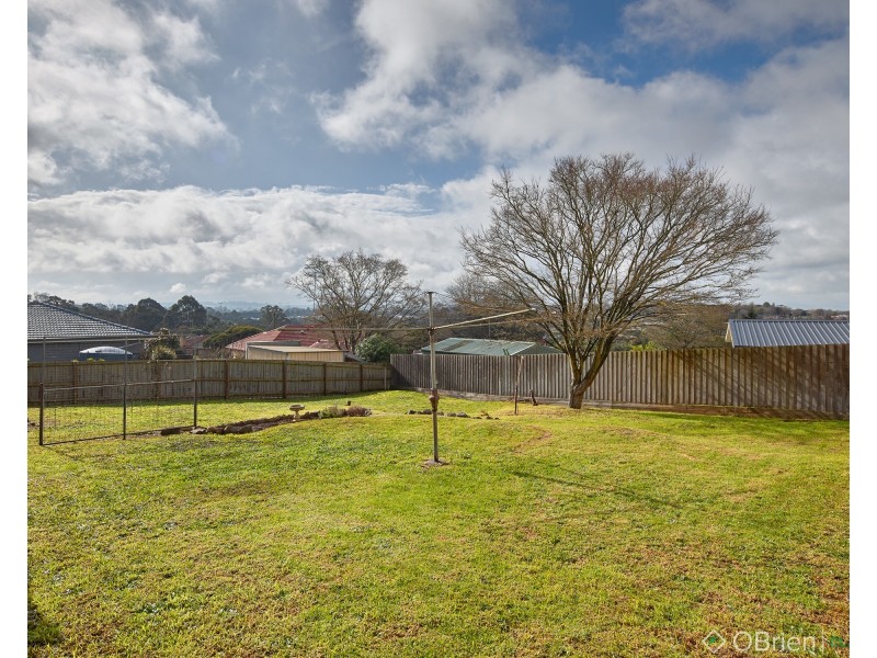 5 Dundee Street, Warragul VIC 3820