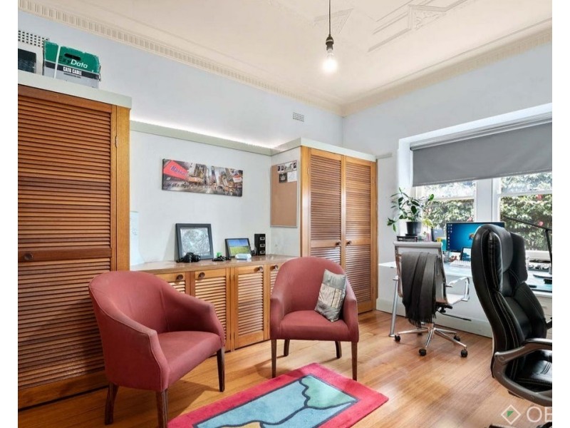 8 Lampard Road, Drouin VIC 3818