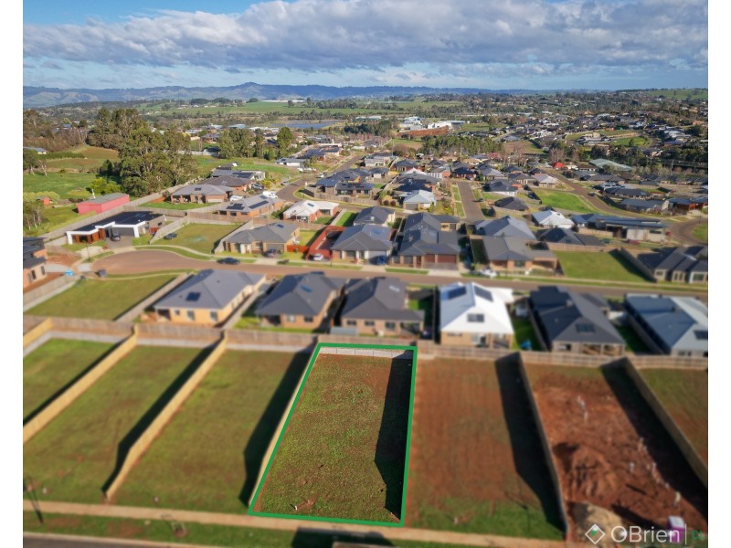 14 Kurrajong Road, Warragul VIC 3820