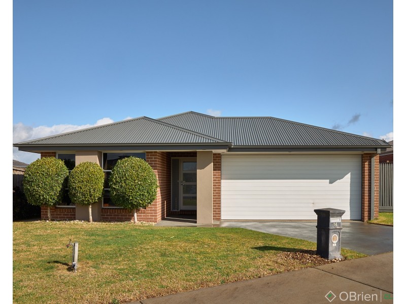 14 Highvale Rise, Warragul VIC 3820