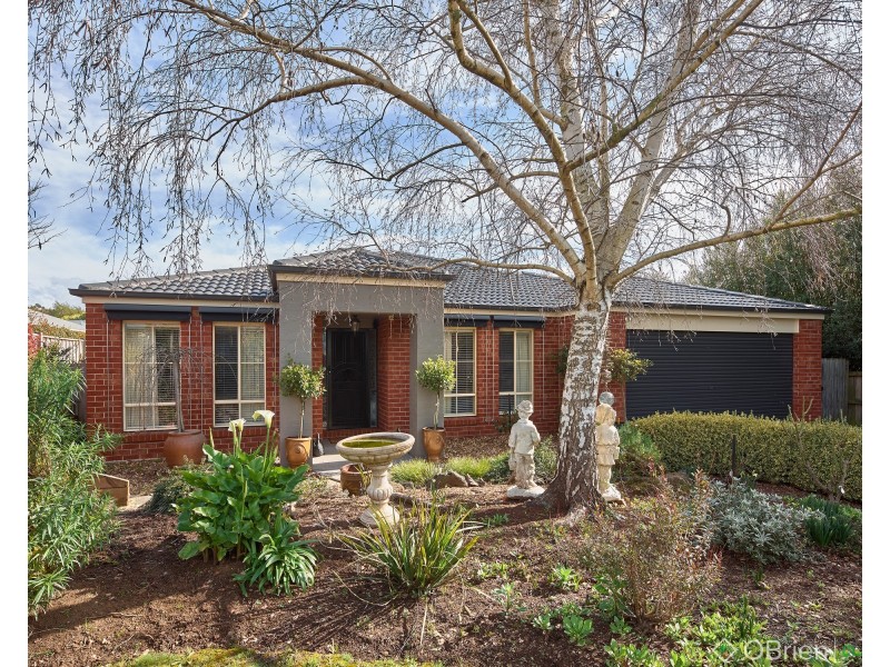 6 Grosvenor Court, Warragul VIC 3820