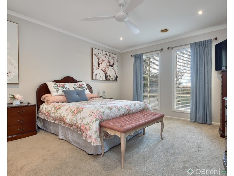 6 Grosvenor Court, Warragul VIC 3820