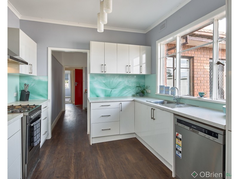 11 Princes Avenue, Longwarry VIC 3816