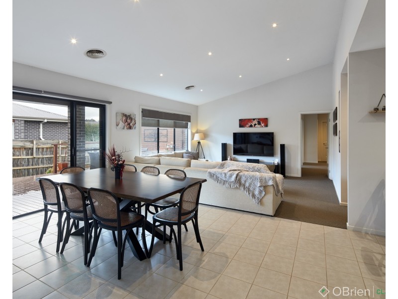 50 Grange Crescent, Warragul VIC 3820