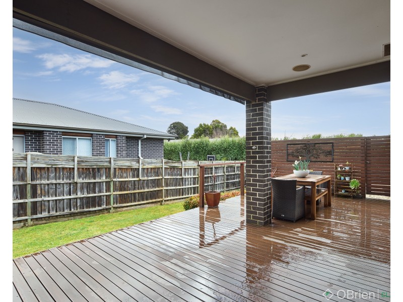 50 Grange Crescent, Warragul VIC 3820