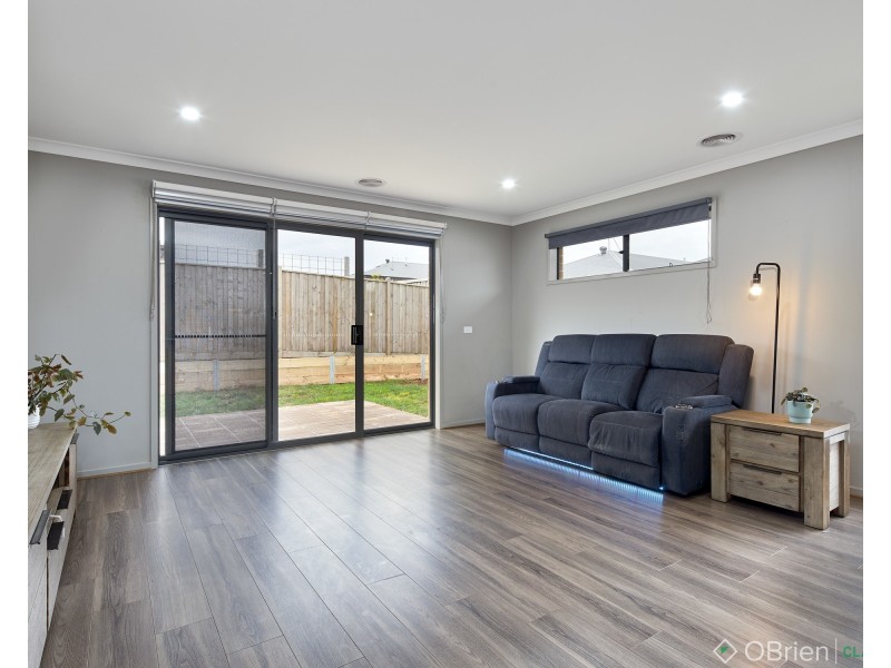 38 McCubbin Drive, Warragul VIC 3820