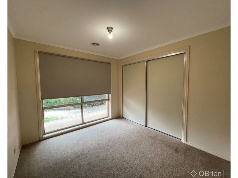 4 Summerhill Boulevard, Drouin VIC 3818