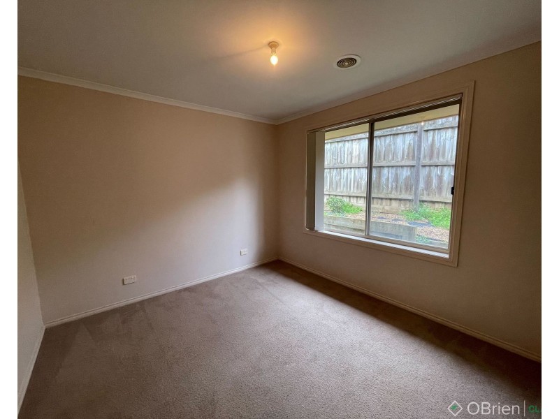 4 Summerhill Boulevard, Drouin VIC 3818