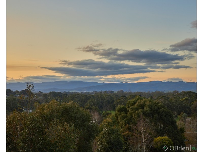 86 Bexley Boulevard, Drouin VIC 3818