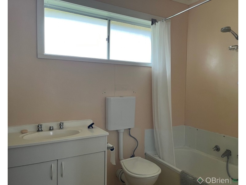 5/13 Princes Way, Drouin VIC 3818