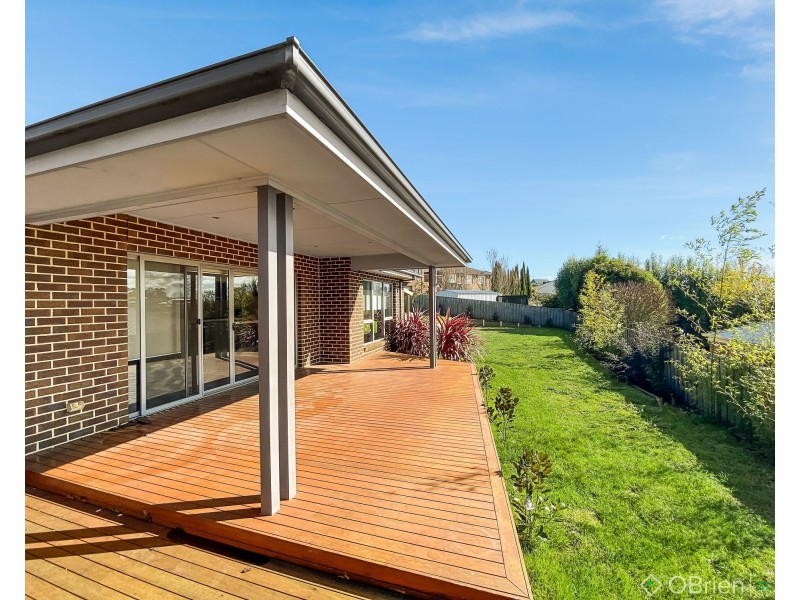 19 Cromie Drive, Warragul VIC 3820