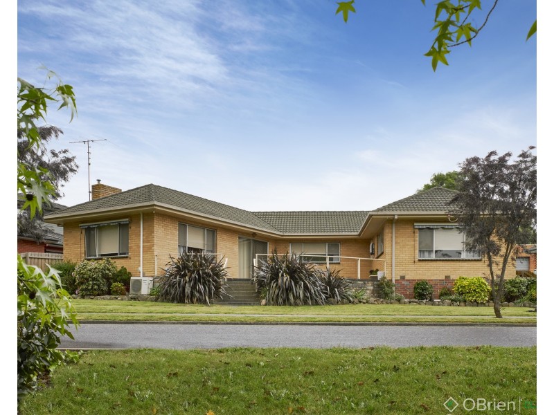 3 Princes Avenue, Drouin VIC 3818