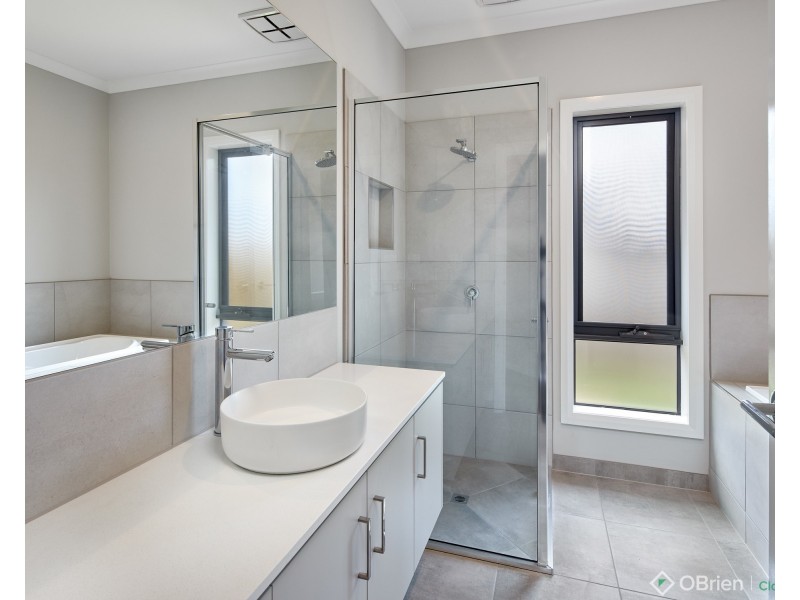 47 Highvale Rise, Warragul VIC 3820