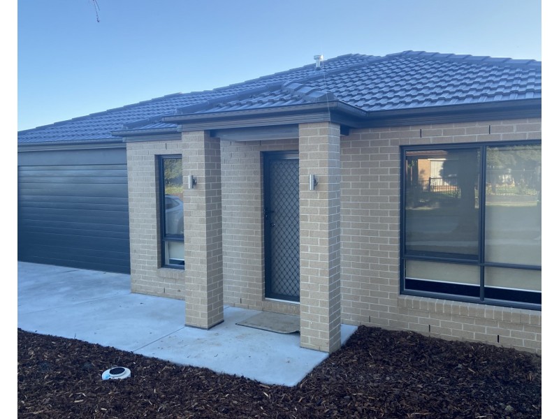 3a Boronia Street, Drouin VIC 3818