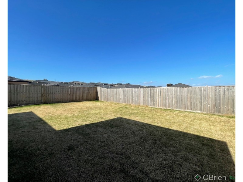 111 Willandra Circuit, Warragul VIC 3820