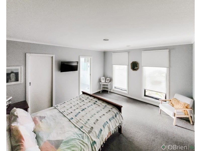 64 Vincent Boulevard, Trafalgar VIC 3824