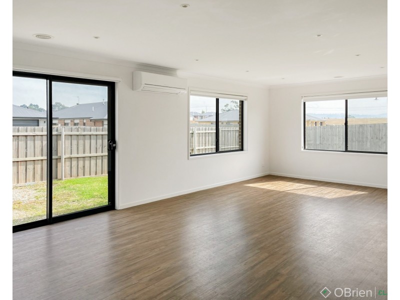 8 Angus Road, Traralgon VIC 3844