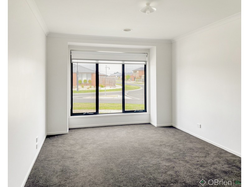 8 Angus Road, Traralgon VIC 3844