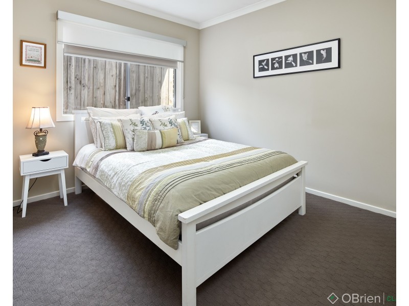 15 Aaron Court, Drouin VIC 3818