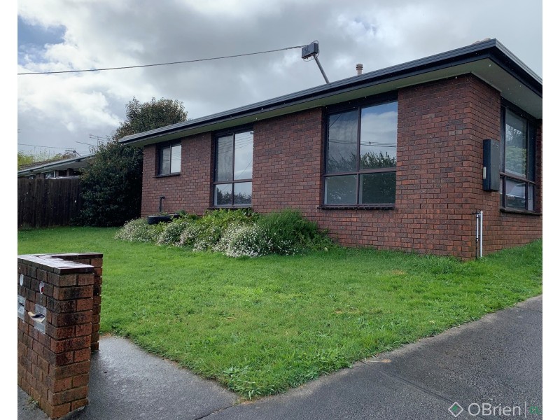 2/14 Somerset Drive, Warragul VIC 3820