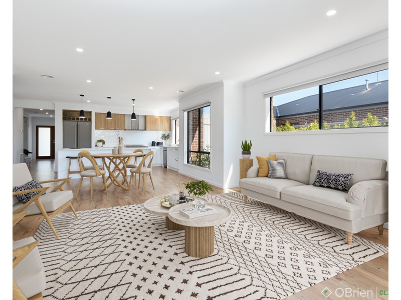 28 Paramount Drive, Warragul VIC 3820