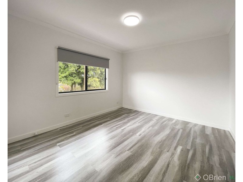 32 Acacia Street, Drouin VIC 3818