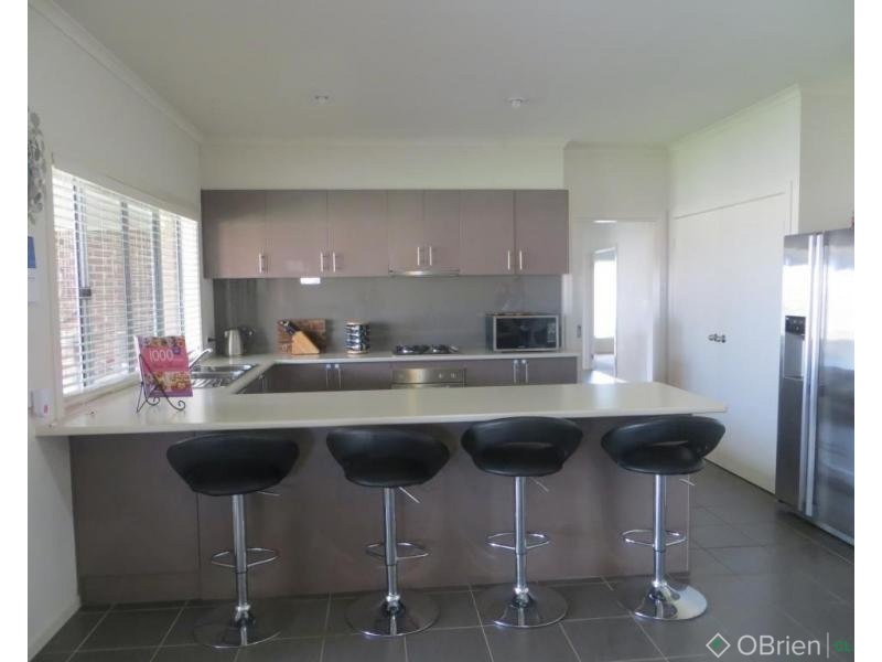 24 Howard Street, Warragul VIC 3820