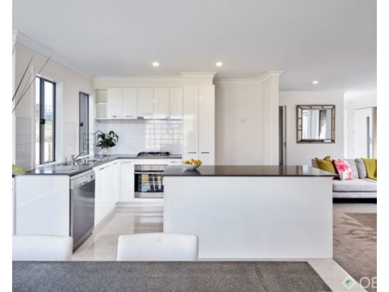 14/225 Sutton Street, Warragul VIC 3820