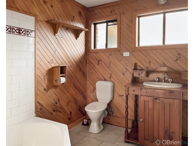 2/1 Hunter Street, Moe VIC 3825