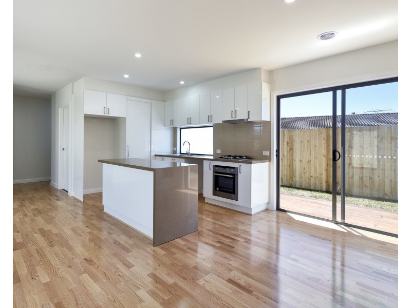 1/127 Albert Road, Warragul VIC 3820
