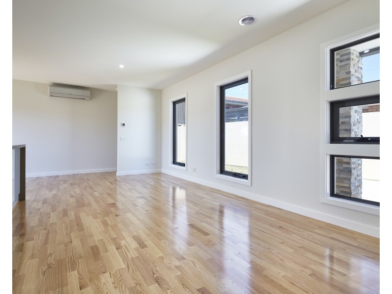 1/127 Albert Road, Warragul VIC 3820