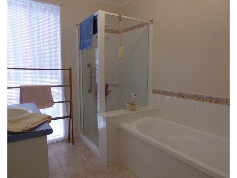 1 Gwinear Court, Warragul VIC 3820