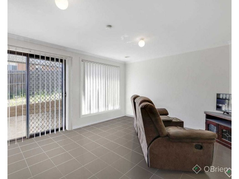 20 Sutherland Way, Drouin VIC 3818