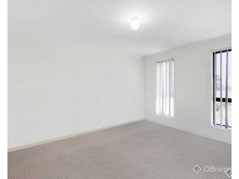 20 Sutherland Way, Drouin VIC 3818