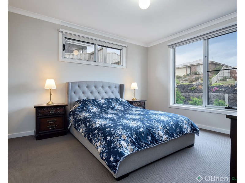 21 Birdsong Rise, Neerim South VIC 3831