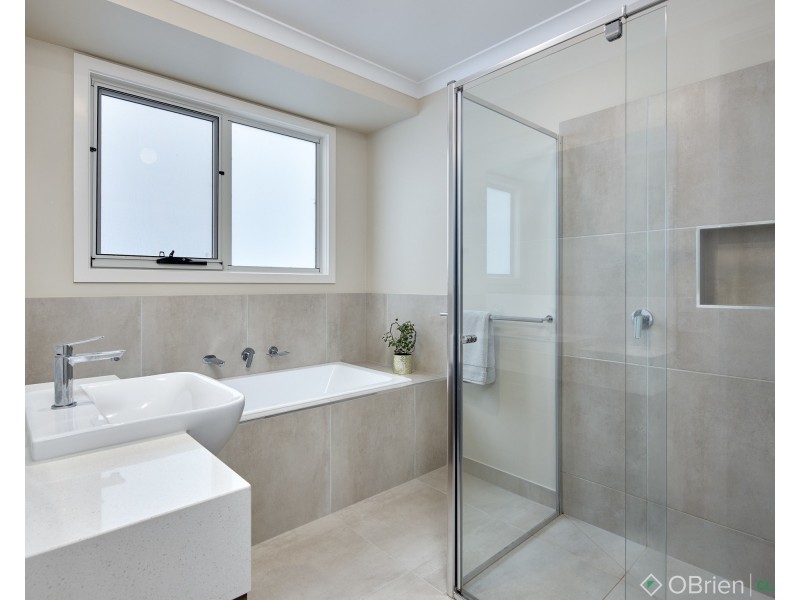 21 Birdsong Rise, Neerim South VIC 3831