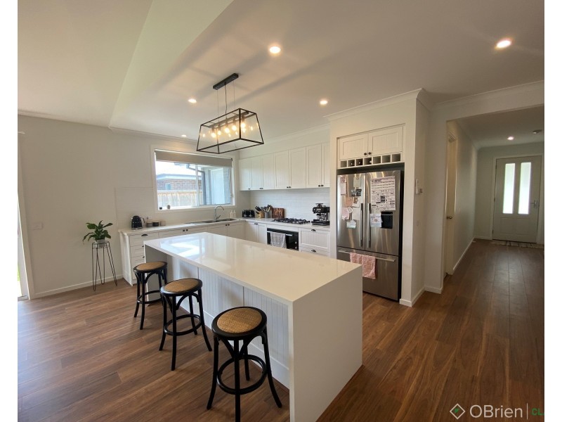 20 Silvertop Drive, Yarragon VIC 3823