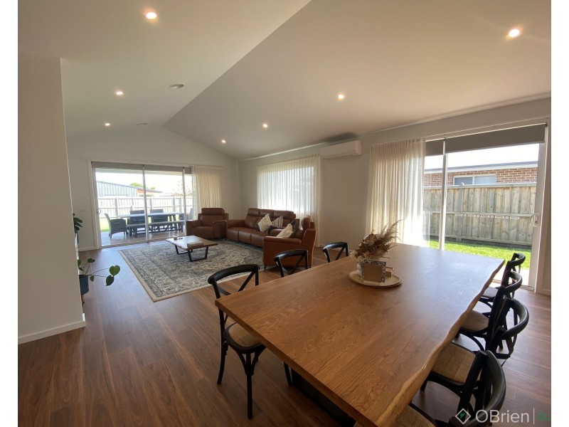 20 Silvertop Drive, Yarragon VIC 3823