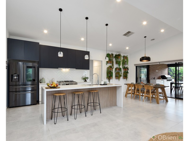 7 Red Hill Court, Neerim South VIC 3831