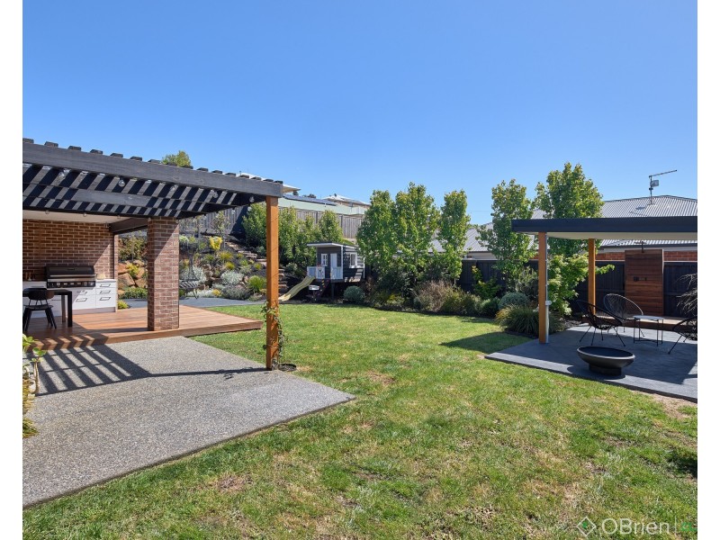 7 Red Hill Court, Neerim South VIC 3831