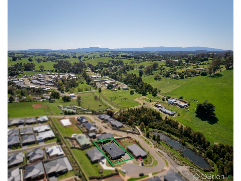 7 Red Hill Court, Neerim South VIC 3831