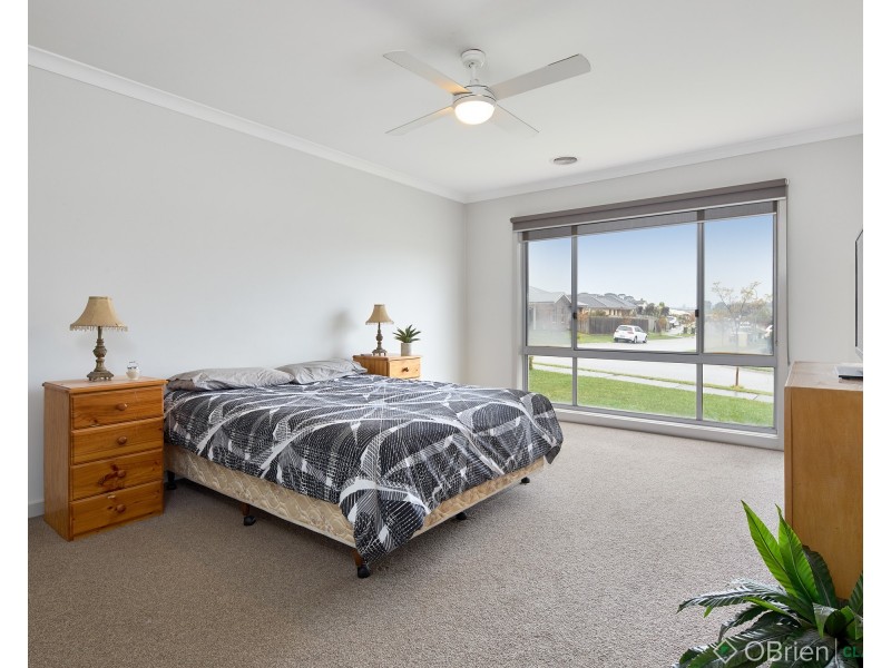49 Myrtle Crescent, Warragul VIC 3820