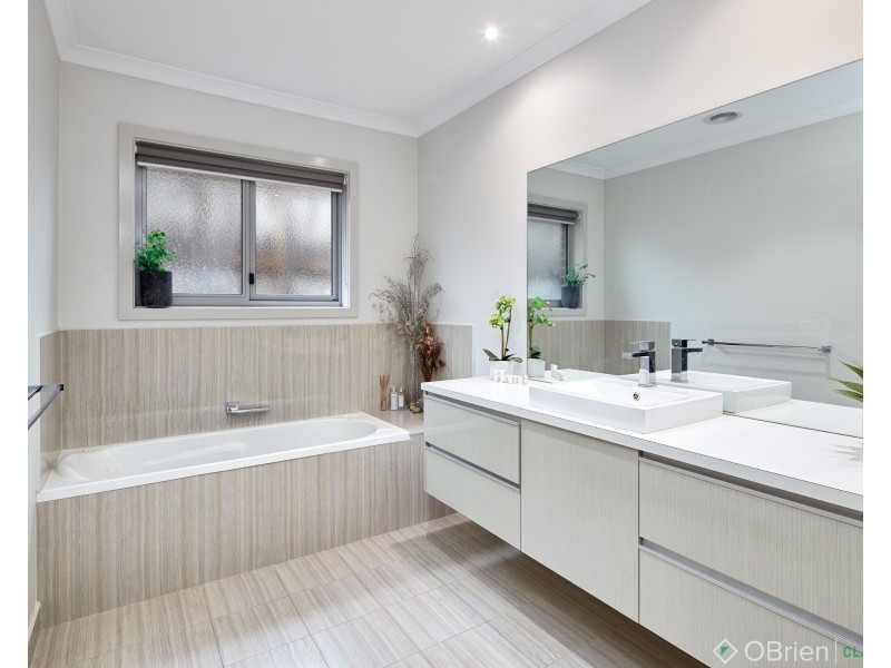49 Myrtle Crescent, Warragul VIC 3820